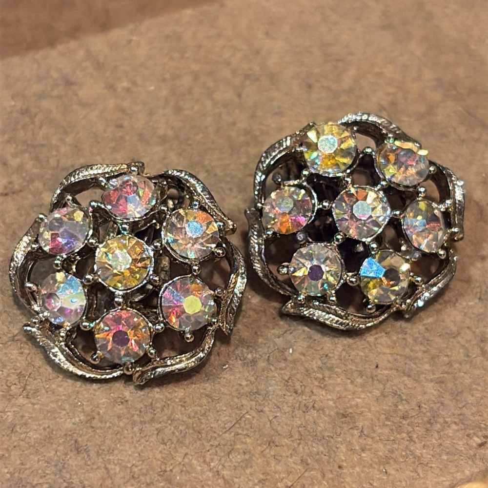 Vintage Pakula Silver AB Iridescent White Crystal Filigree Earrings Clipon rare